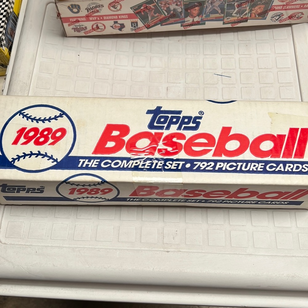 COPY - 1989 Topps baseball complete set
